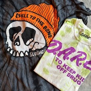 Women’s graphic tees bundle
